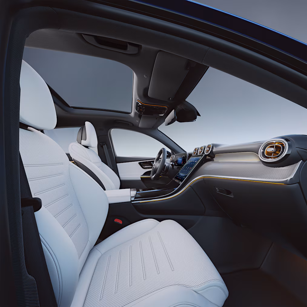 Stylish and sporty cockpit