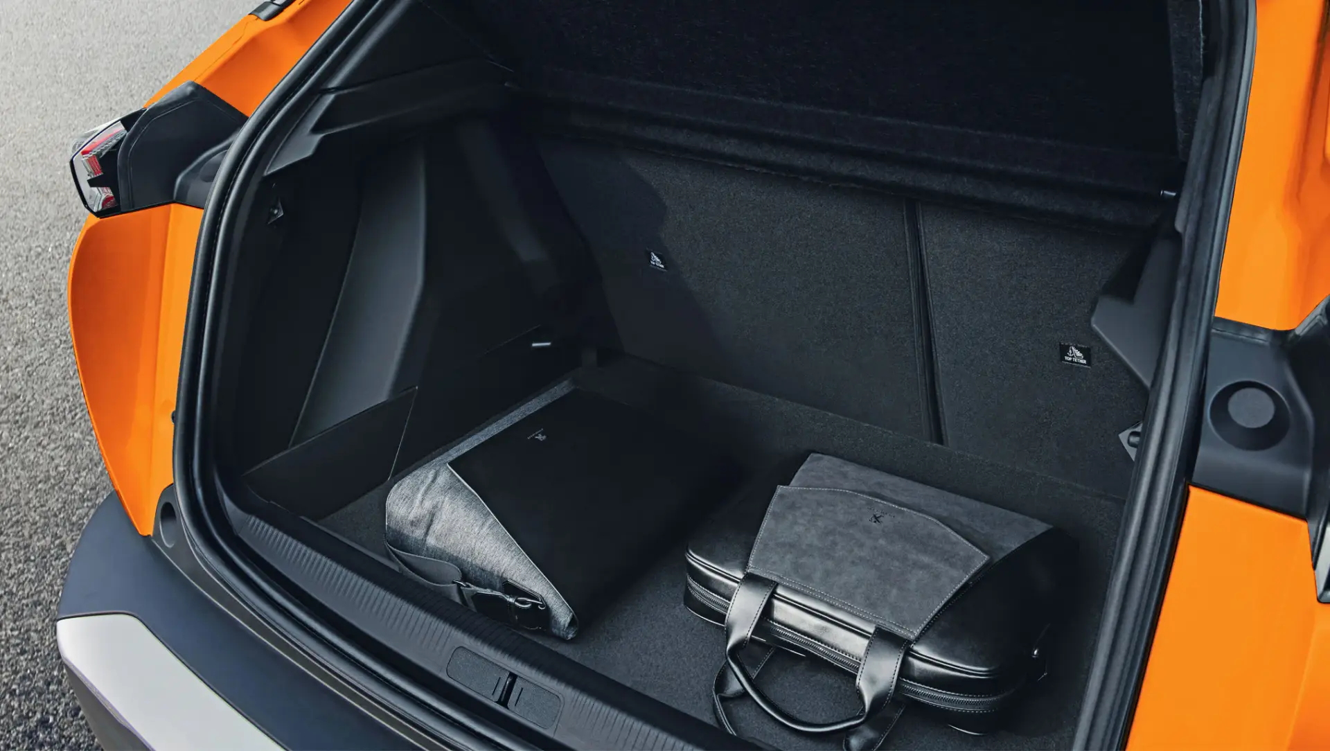 SPACIOUS BOOT